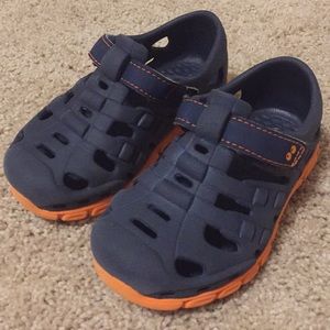 Stride Rite size 7